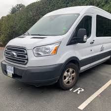 Bus Rental Toronto: Best Choices for Large Groups